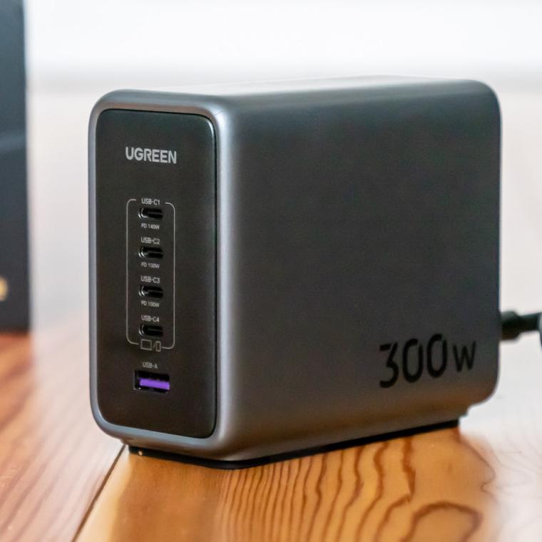 ugreen nexode 300w gan desktop charger