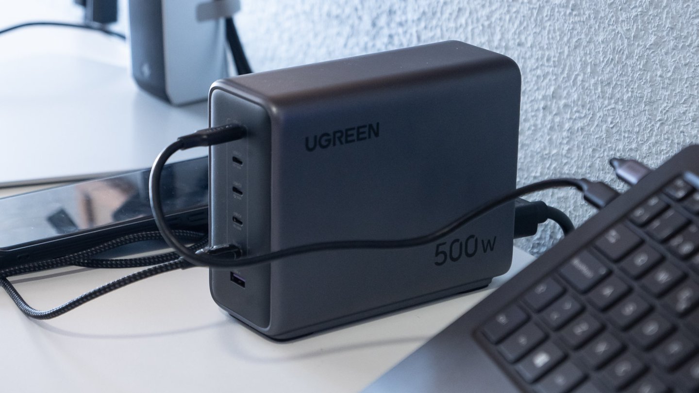 ugreen nexode 500w gan desktop charger