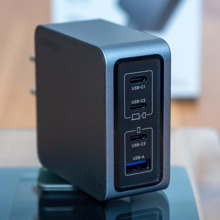 ugreen nexode pro 160w gan fast charger