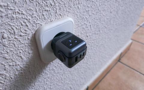 ugreen nexode rg 65w charger conectado