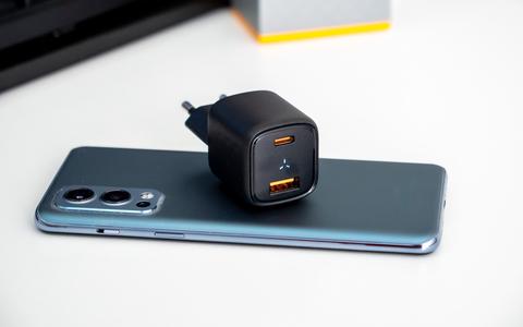 voltme revo 30w gan charger featured