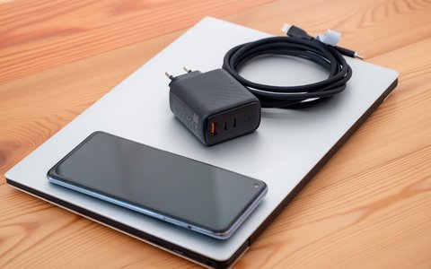 voltme revo 65w gan charger dimensiones