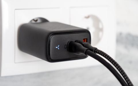 voltme revo 65w gan charger uso