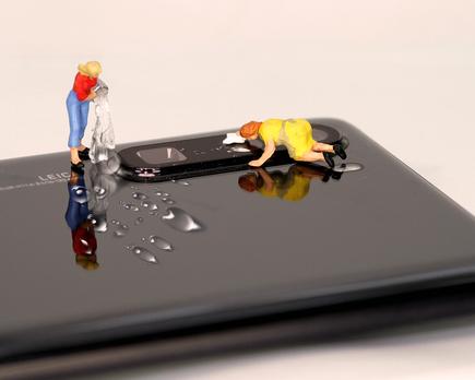 como limpiar desinfectar telefono movil