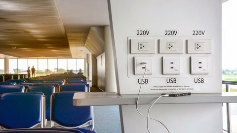 el fbi recomienda no cargar el telefono en las estaciones de carga publicas