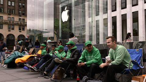 la fidelidad a apple alcanza nuevas cotas mientras las marcas de android flaquean