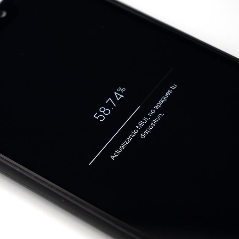 miui 10 3 4 pocophone f1 widevine l1 4k60 video game turbo