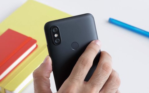 xiaomi mi a2 acabado metalico