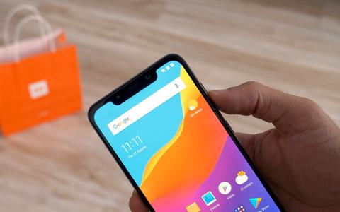 xiaomi pocophone f1 notch