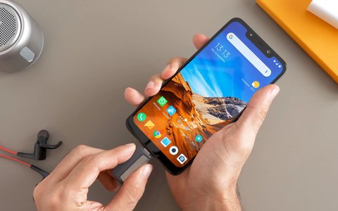 xiaomi pocophone f1 otg