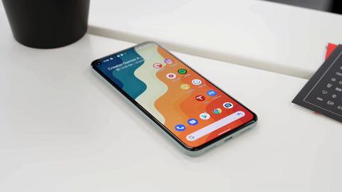 usuarios de pixel reciben actualizaciones de android 12 en lugar de android 13