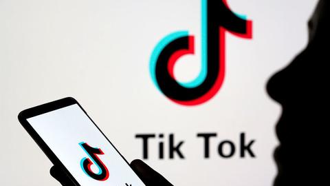 los 11 mejores consejos para el pelo y el maquillaje que aprendí en tik tok y uso todos los días