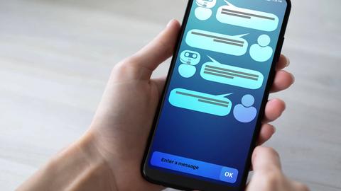 el chatbot de meta dice que la empresa "explota a las personas"
