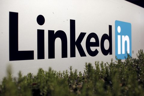 como espiar el perfil de linkedin de alguien sin que lo sepa