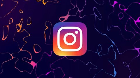 instagram cree que las fotos altas son una buena forma de ir tras tik tok