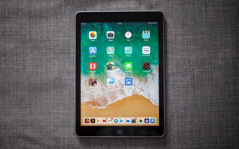 apple ipad 2018 review