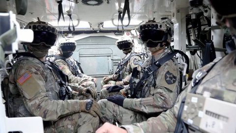 una agencia estadounidense advierte de que el acuerdo de 22.000 millones de dólares entre el ejército y microsoft holo lens podría ser un despilfarro