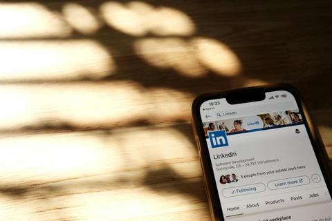 como hacer scraping linkedin