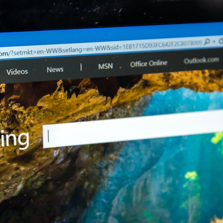 consulta mas popular en bing es google