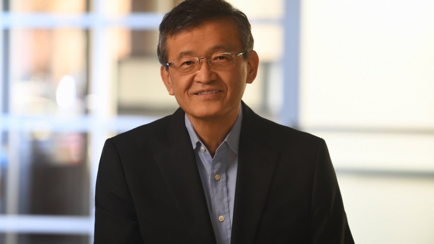 el nuevo ceo de intel lip bu tan tendra un sueldo base 1 millon dolares