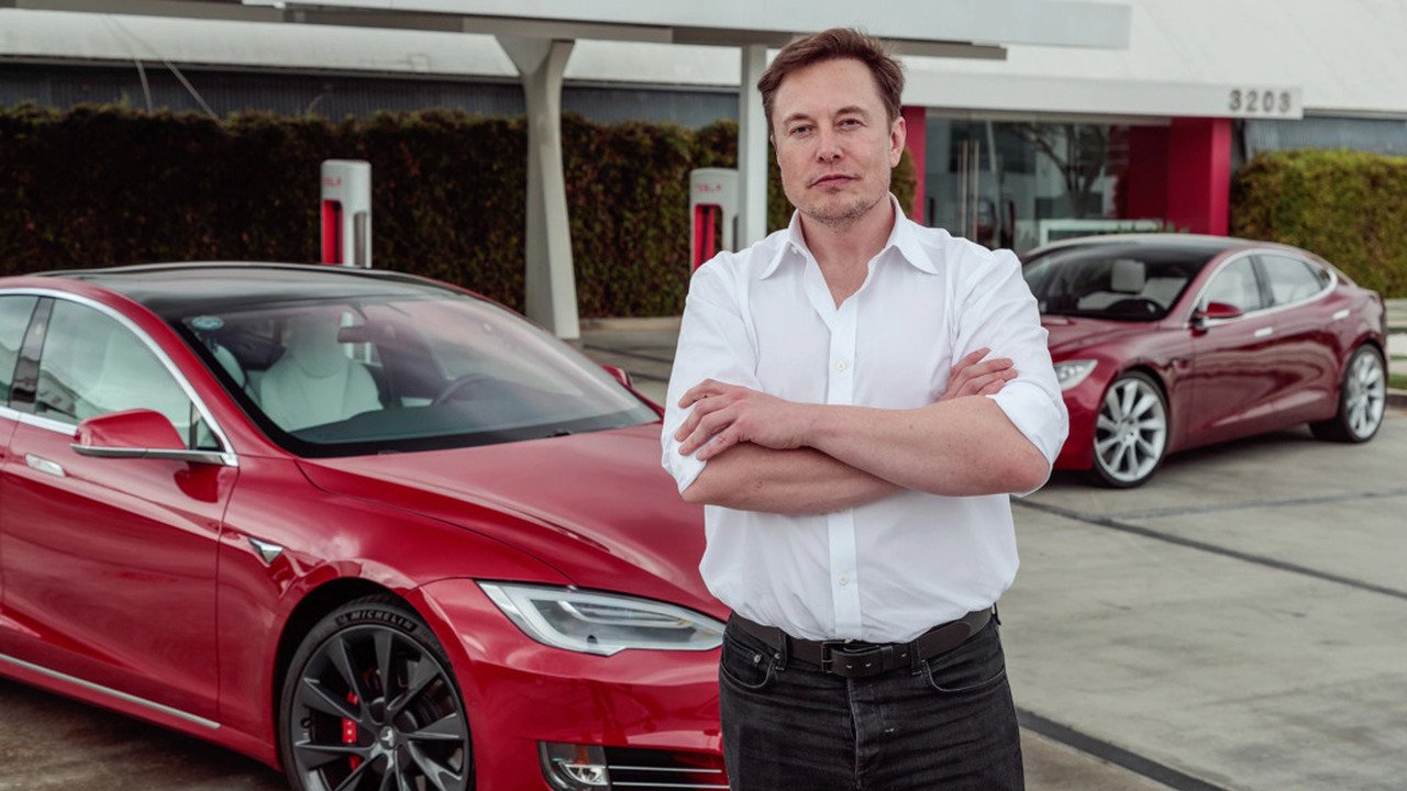 tesla elon musk vende acciones