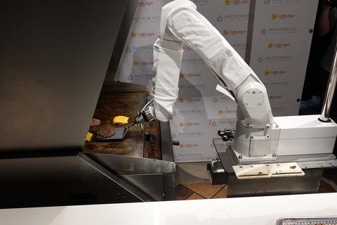 en usa restaurantes recurriendo robots escasez mano de obra