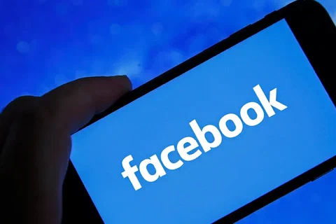 facebook privacidad cuentas adolescentes