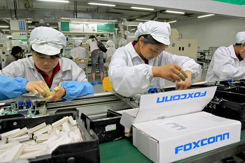 foxconn planea fabrica 9000 millones dolares arabia saudi