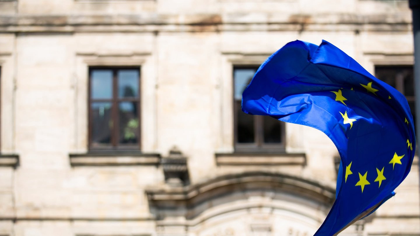funcionario comision europea criticado
