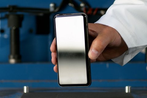 gorilla glass victus 2