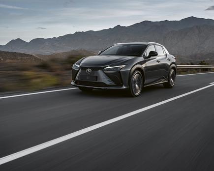 lexus desarrolla transmision manual