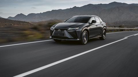 lexus desarrolla transmision manual