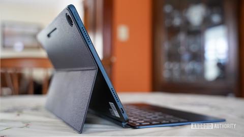 baja demanda telefonos tablets chromebooks