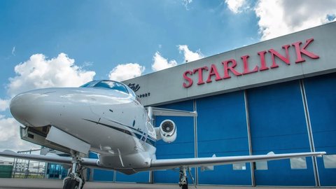 starlink aviation ofrecerá internet por satélite de 350 mbps en los aviones