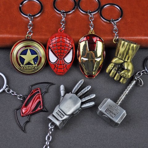 friki llaveros de metal marvel