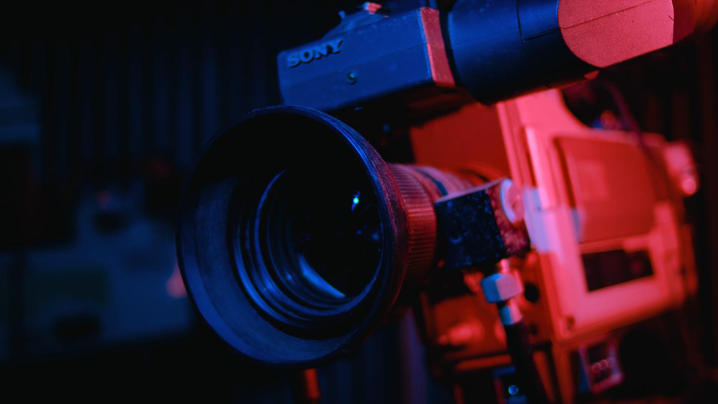 camara 23976 vs 24 fps en cine