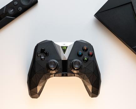 la n v i d i a shield se acualiza a la versión 7.2.2 y añade una opción para mejorar el color