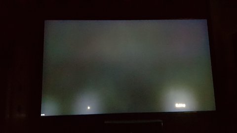 ¿ qué es el " blooming" o el "efecto halo" en un monitor o televisor?