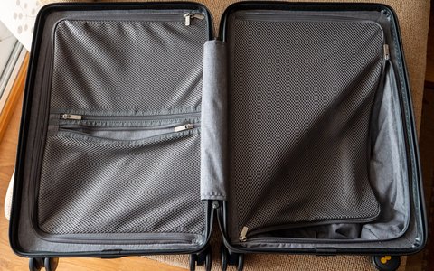 level8 matte carry on 20 interior